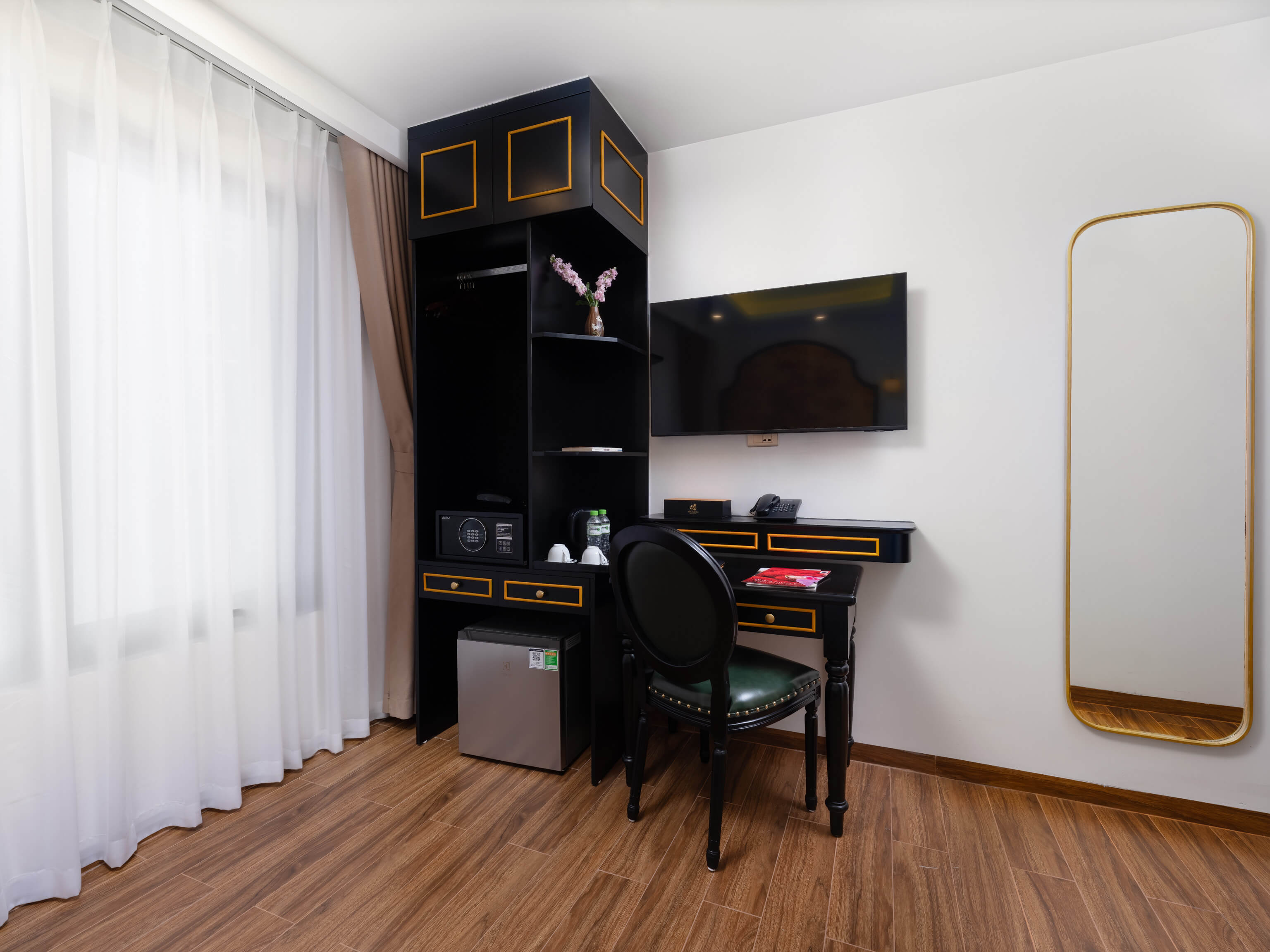 Deluxe Double Room — Photo 4