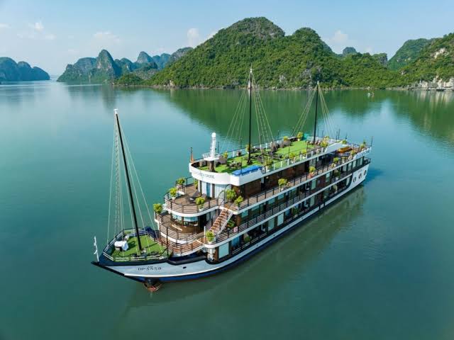Du Thuyền Catamaran Hạ Long — 1 Ngày (Đề Xuất)